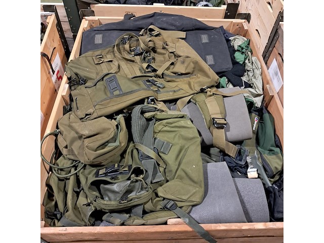 Persoonlijke uitrusting en kleding defensie - afbeelding 3 van  27
