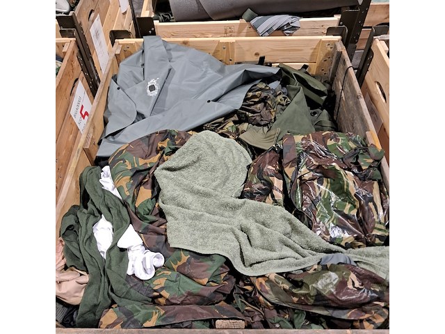 Persoonlijke uitrusting en kleding defensie - afbeelding 4 van  27