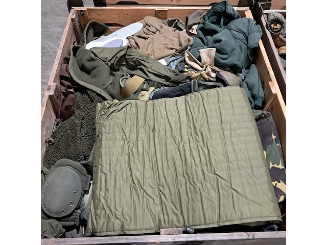 Persoonlijke uitrusting en kleding defensie - afbeelding 8 van  27