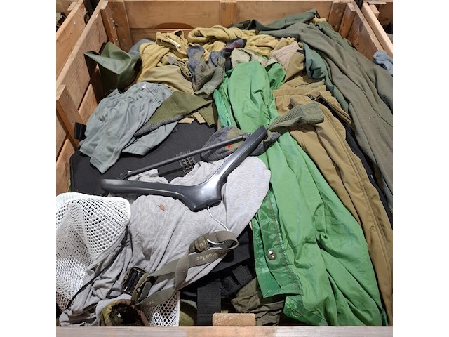 Persoonlijke uitrusting en kleding defensie - afbeelding 5 van  37
