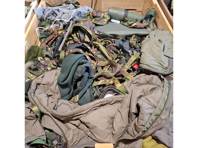 Persoonlijke uitrusting en kleding defensie - afbeelding 24 van  37