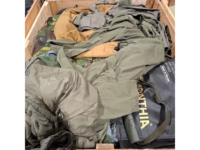 Persoonlijke uitrusting en kleding defensie - afbeelding 30 van  37