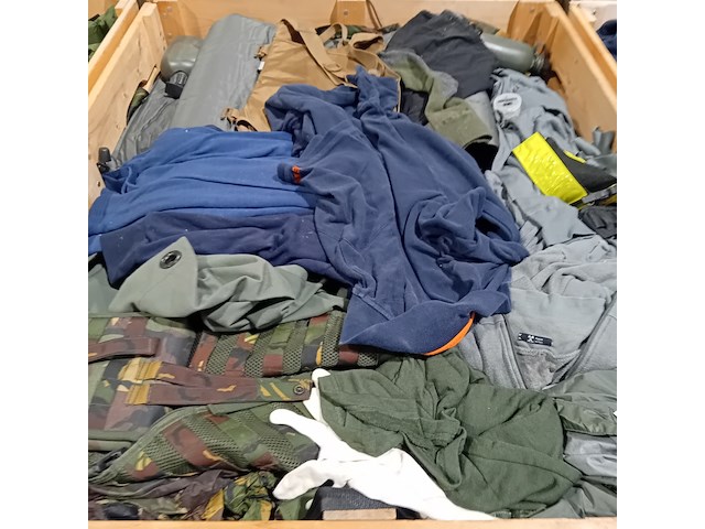 Persoonlijke uitrusting en kleding defensie - afbeelding 5 van  38