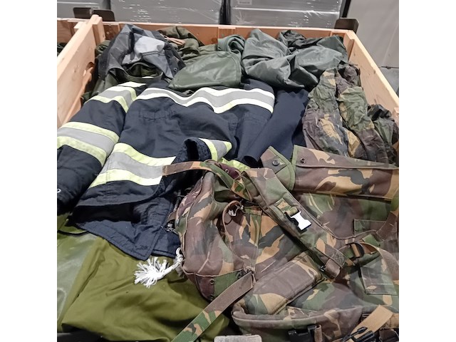 Persoonlijke uitrusting en kleding defensie - afbeelding 15 van  38