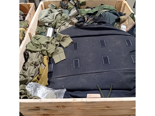 Persoonlijke uitrusting en kleding defensie - afbeelding 31 van  38