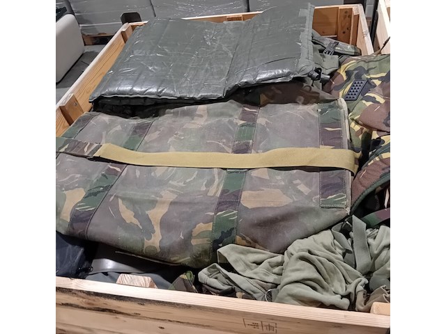 Persoonlijke uitrusting en kleding defensie - afbeelding 32 van  38