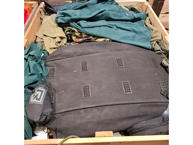 Persoonlijke uitrusting en kleding defensie - afbeelding 11 van  28