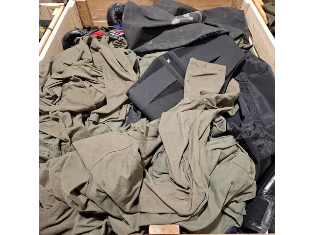 Persoonlijke uitrusting en kleding defensie - afbeelding 16 van  28
