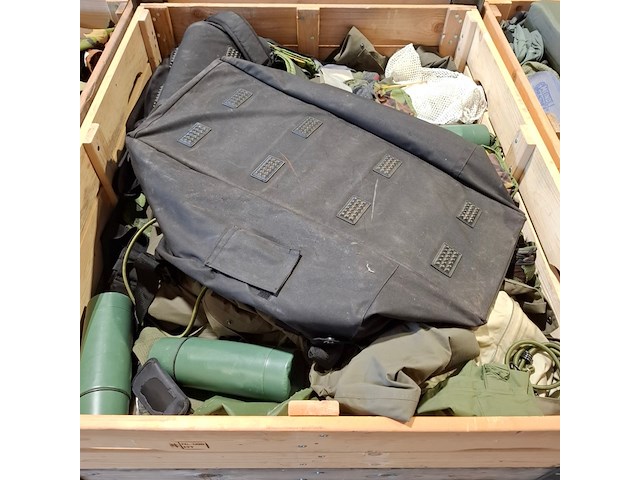 Persoonlijke uitrusting en kleding defensie - afbeelding 2 van  35