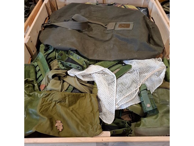 Persoonlijke uitrusting en kleding defensie - afbeelding 8 van  35