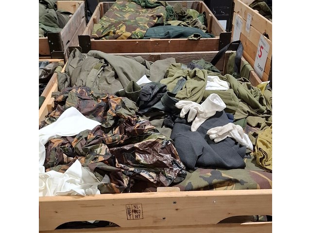 Persoonlijke uitrusting en kleding defensie - afbeelding 15 van  38