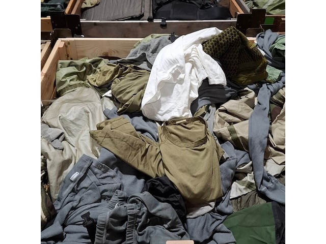 Persoonlijke uitrusting en kleding defensie - afbeelding 24 van  38