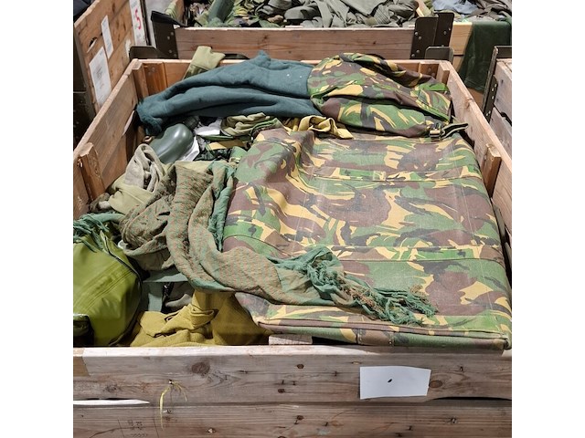 Persoonlijke uitrusting en kleding defensie - afbeelding 29 van  38