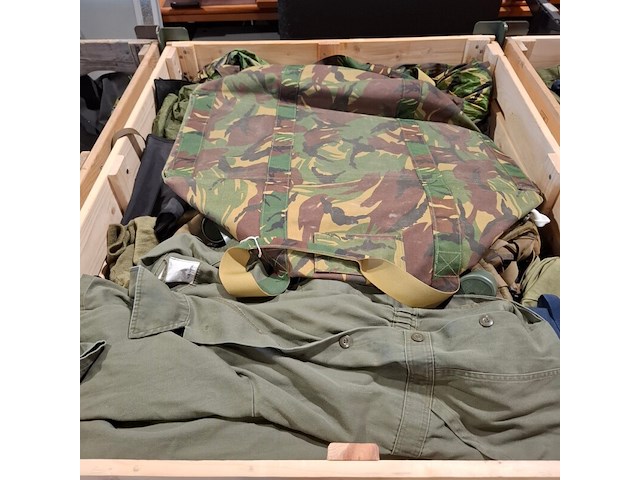 Persoonlijke uitrusting en kleding defensie - afbeelding 2 van  34