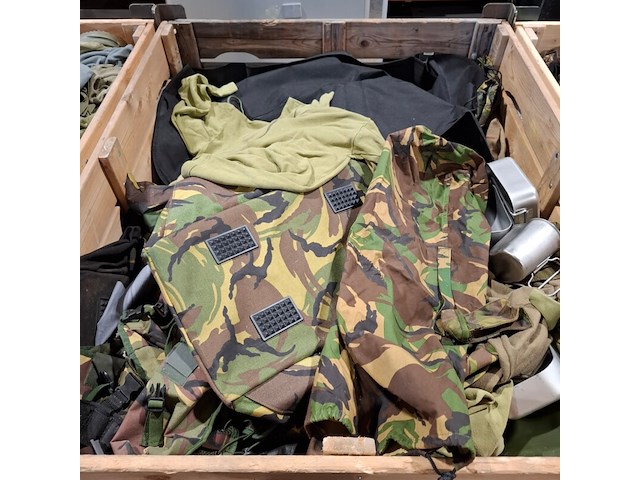 Persoonlijke uitrusting en kleding defensie - afbeelding 34 van  34