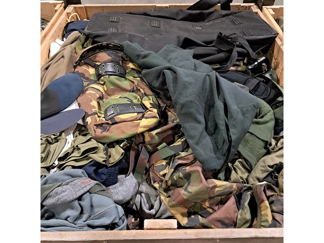 Persoonlijke uitrusting en kleding defensie - afbeelding 2 van  30