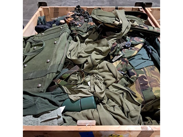 Persoonlijke uitrusting en kleding defensie - afbeelding 8 van  30