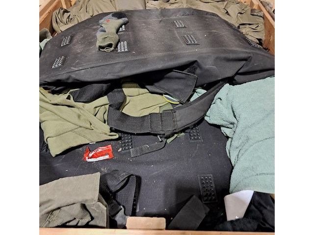 Persoonlijke uitrusting en kleding defensie - afbeelding 18 van  30