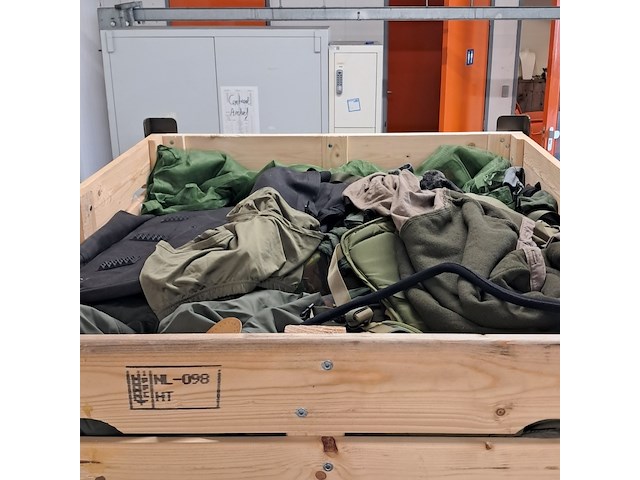 Persoonlijke uitrusting en kleding defensie - afbeelding 24 van  30