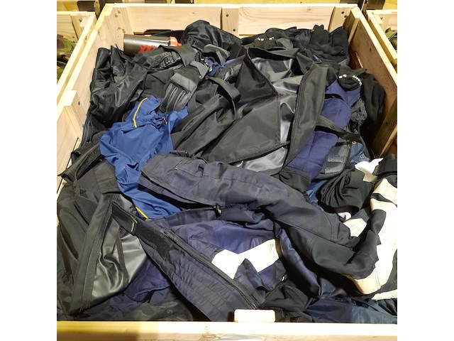 Persoonlijke uitrusting en kleding defensie - afbeelding 6 van  23