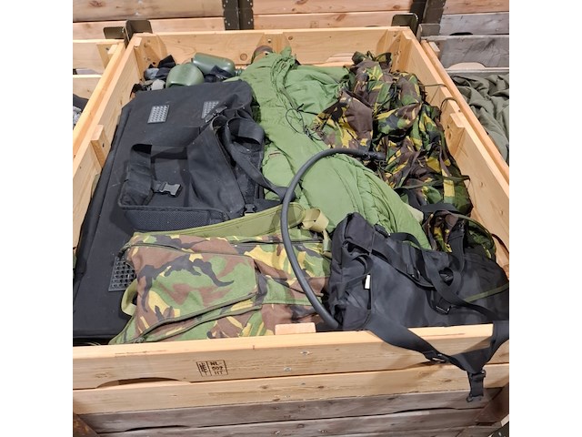 Persoonlijke uitrusting en kleding defensie - afbeelding 8 van  20