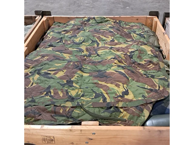 Persoonlijke uitrusting en kleding defensie - afbeelding 4 van  19