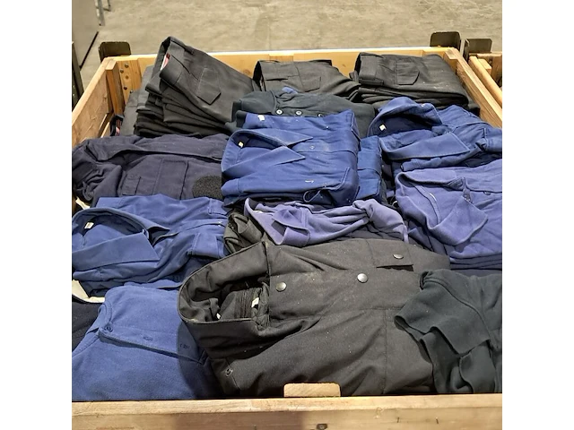 Persoonlijke uitrusting en kleding defensie - afbeelding 6 van  19