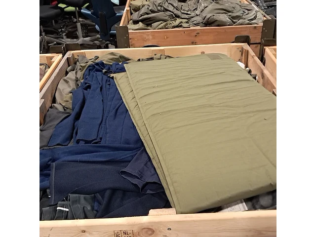 Persoonlijke uitrusting en kleding defensie - afbeelding 17 van  19