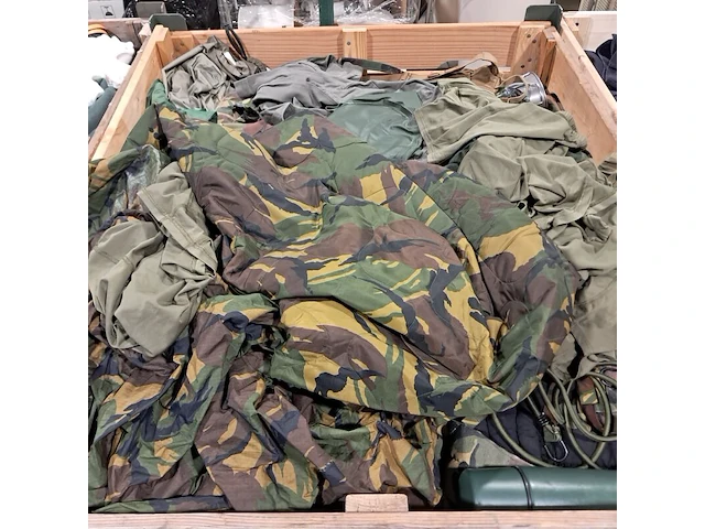 Persoonlijke uitrusting en kleding defensie - afbeelding 5 van  28