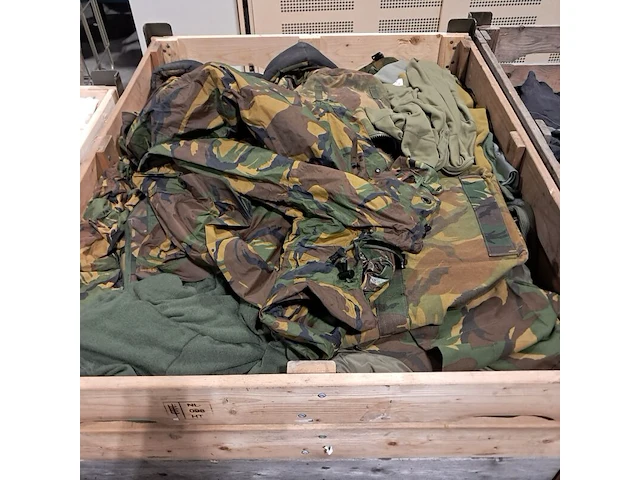 Persoonlijke uitrusting en kleding defensie - afbeelding 7 van  28