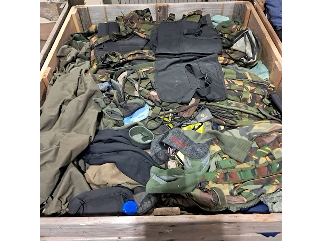 Persoonlijke uitrusting en kleding defensie - afbeelding 9 van  28