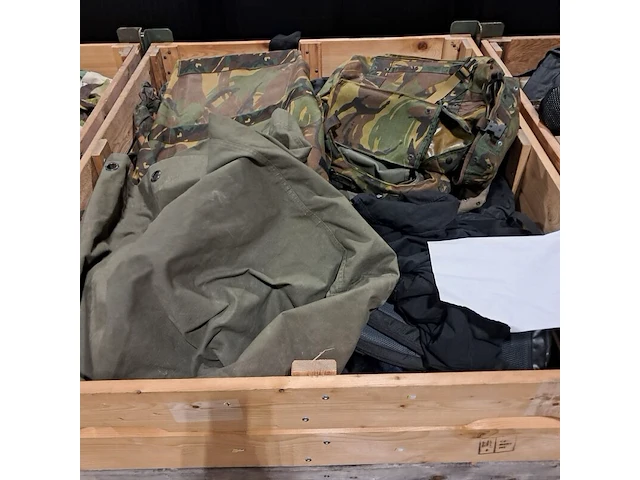 Persoonlijke uitrusting en kleding defensie - afbeelding 16 van  28