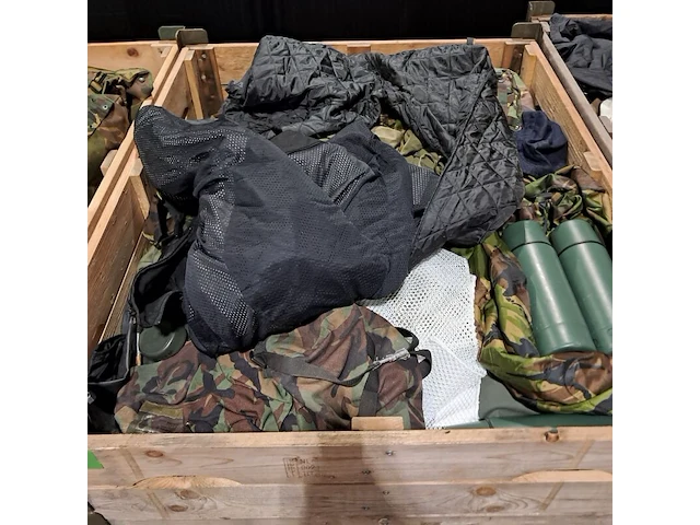 Persoonlijke uitrusting en kleding defensie - afbeelding 17 van  28