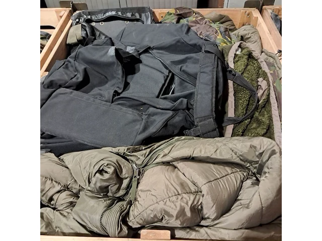 Persoonlijke uitrusting en kleding defensie - afbeelding 20 van  28