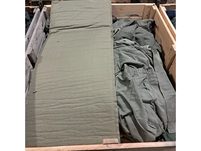 Persoonlijke uitrusting en kleding defensie - afbeelding 23 van  28