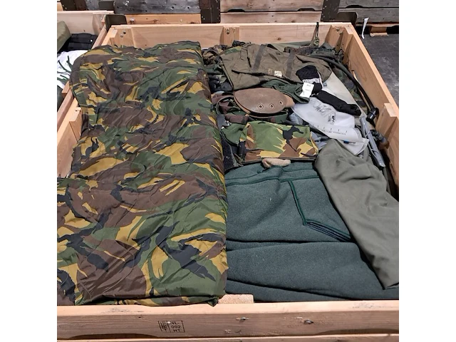 Persoonlijke uitrusting en kleding defensie - afbeelding 25 van  28