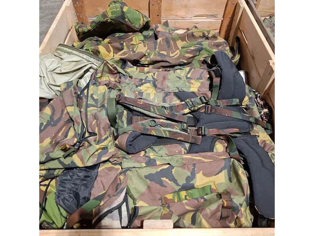 Persoonlijke uitrusting en kleding defensie - afbeelding 6 van  32