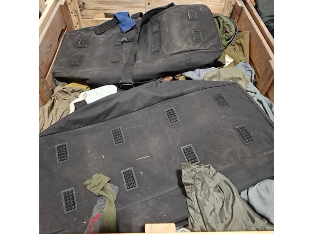 Persoonlijke uitrusting en kleding defensie - afbeelding 15 van  32