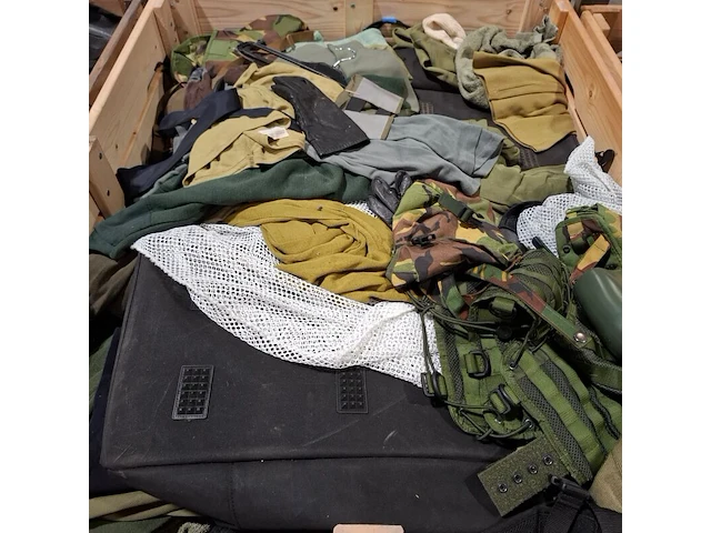 Persoonlijke uitrusting en kleding defensie - afbeelding 22 van  32