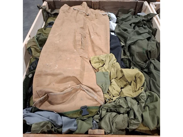 Persoonlijke uitrusting en kleding defensie - afbeelding 12 van  32