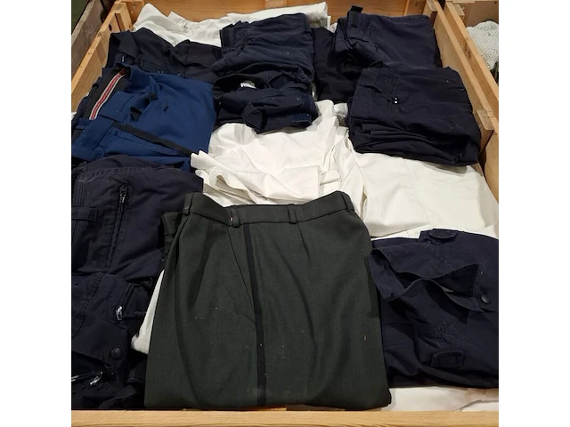 Persoonlijke uitrusting en kleding defensie - afbeelding 6 van  34