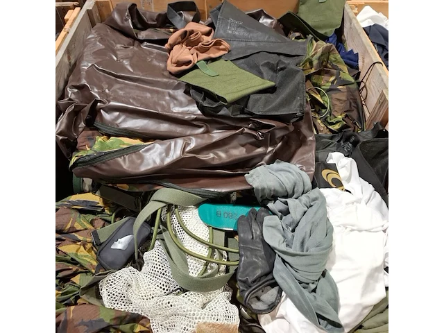 Persoonlijke uitrusting en kleding defensie - afbeelding 7 van  34