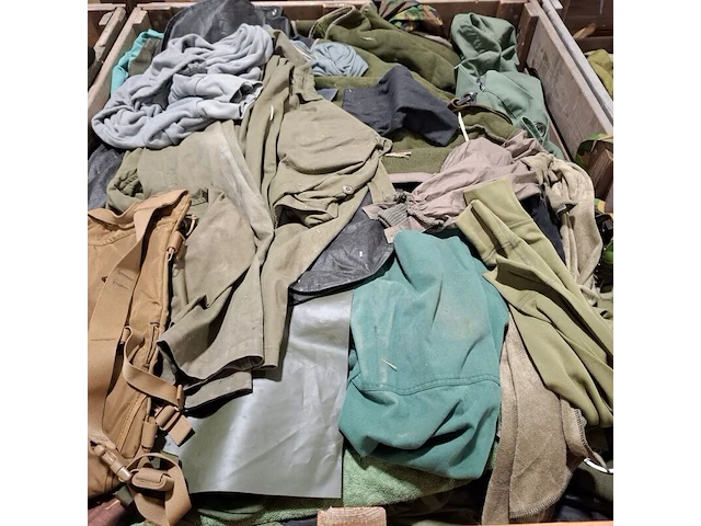 Persoonlijke uitrusting en kleding defensie - afbeelding 9 van  34