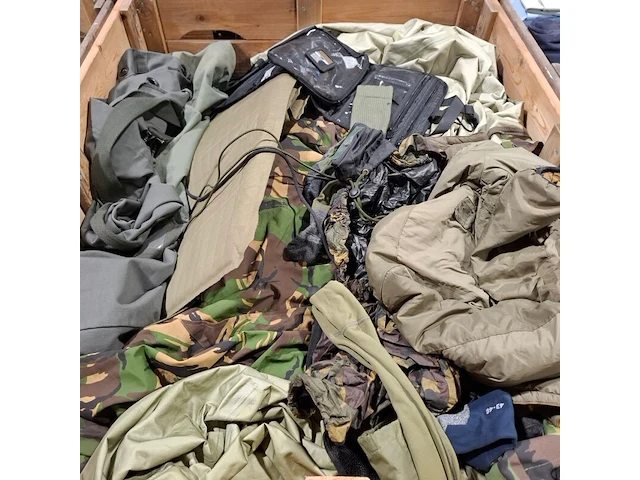 Persoonlijke uitrusting en kleding defensie - afbeelding 22 van  34