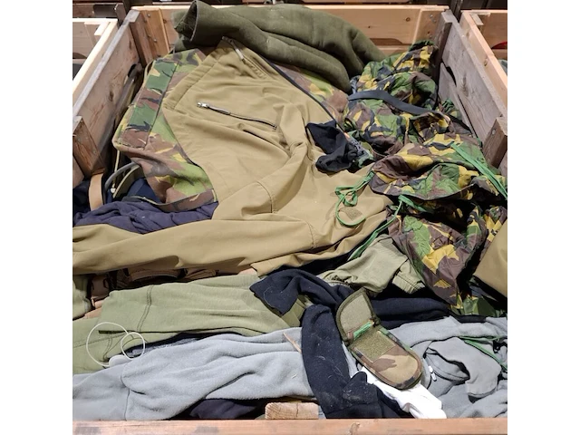 Persoonlijke uitrusting en kleding defensie - afbeelding 24 van  34
