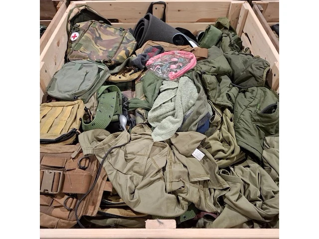 Persoonlijke uitrusting en kleding defensie - afbeelding 34 van  34