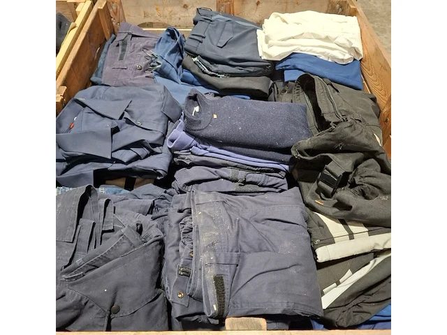 Persoonlijke uitrusting en kleding defensie - afbeelding 2 van  28