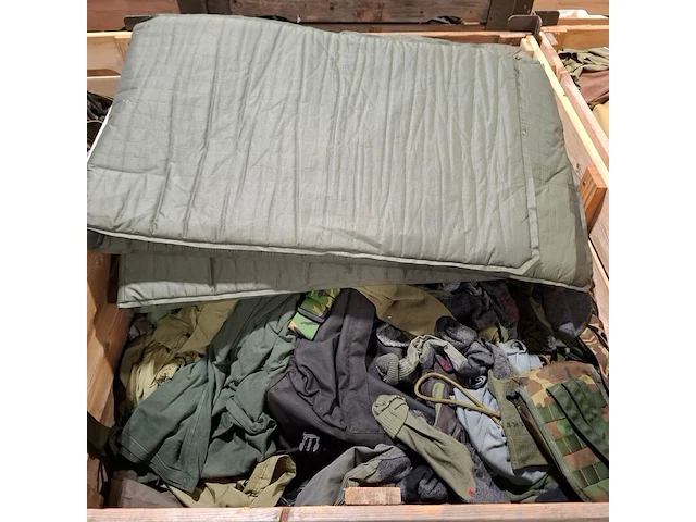 Persoonlijke uitrusting en kleding defensie - afbeelding 5 van  28
