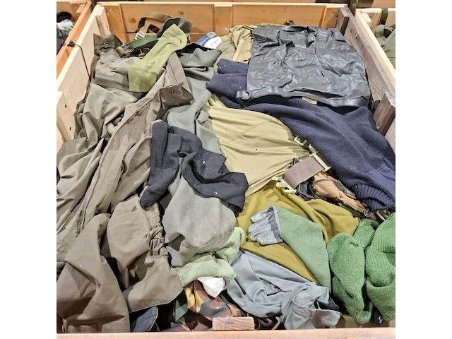 Persoonlijke uitrusting en kleding defensie - afbeelding 7 van  28