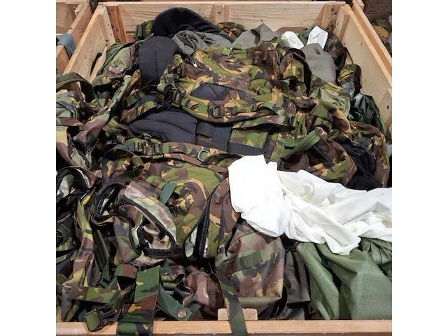 Persoonlijke uitrusting en kleding defensie - afbeelding 26 van  28